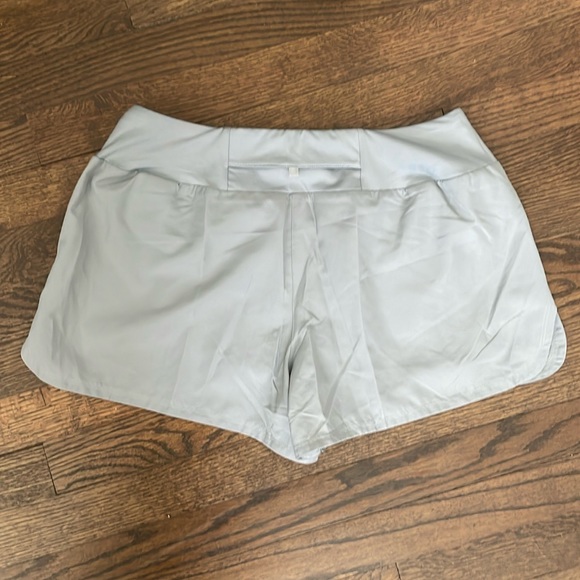 Nike Dri-Fit Shorts - Picture 4 of 4